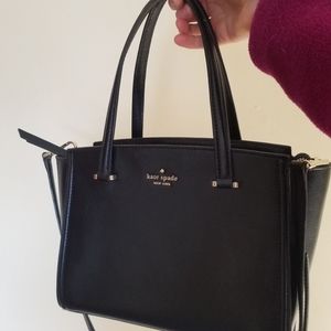 Geraldine Patterson Drive bag in Black